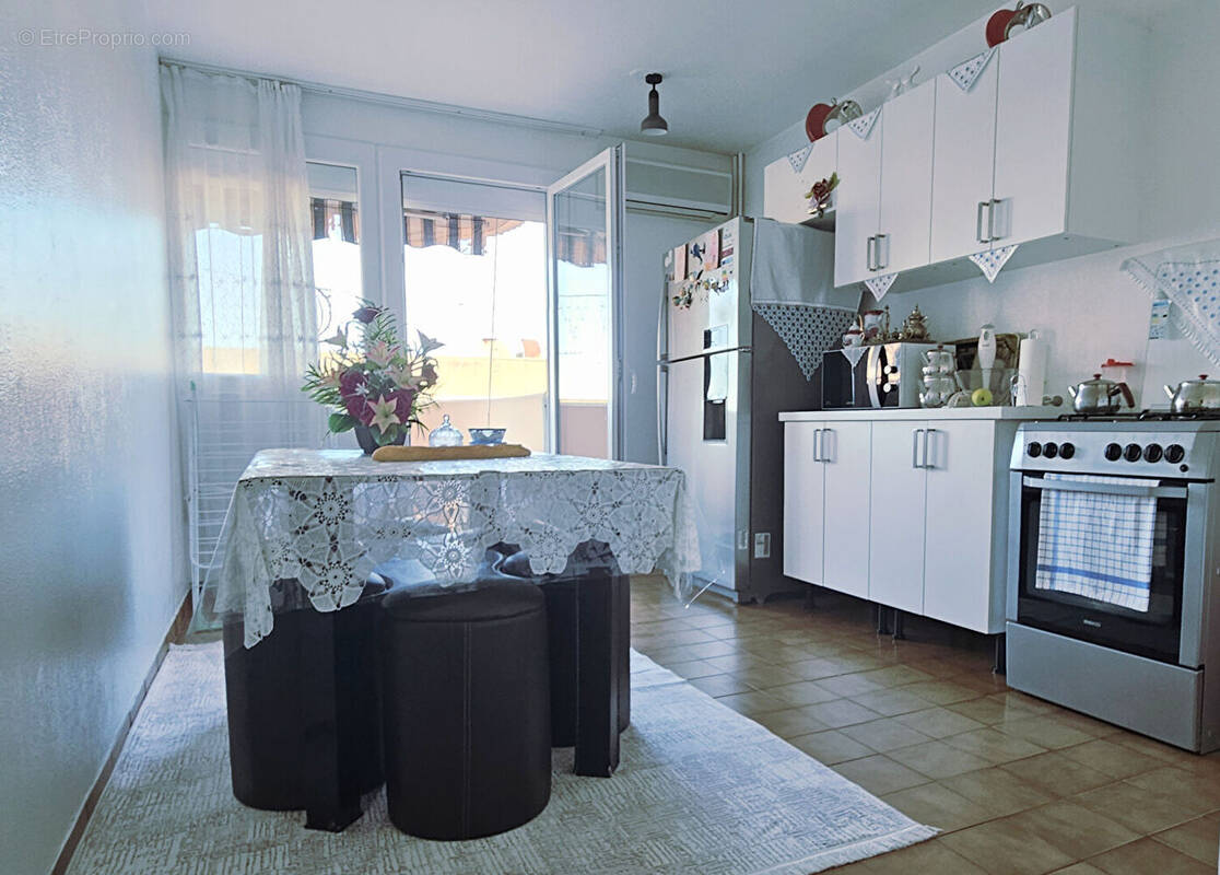 Appartement à VITROLLES