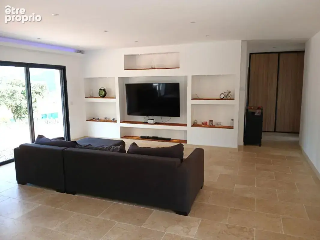 Maison neuve en RE2020 de 148.55 m2 sur 1200m² de terrain avec vue sur les collines - Montfort Sur Argens - photo 5