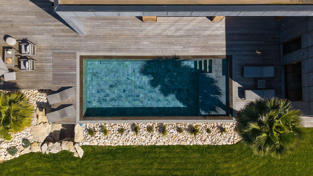 Maison à NIMES