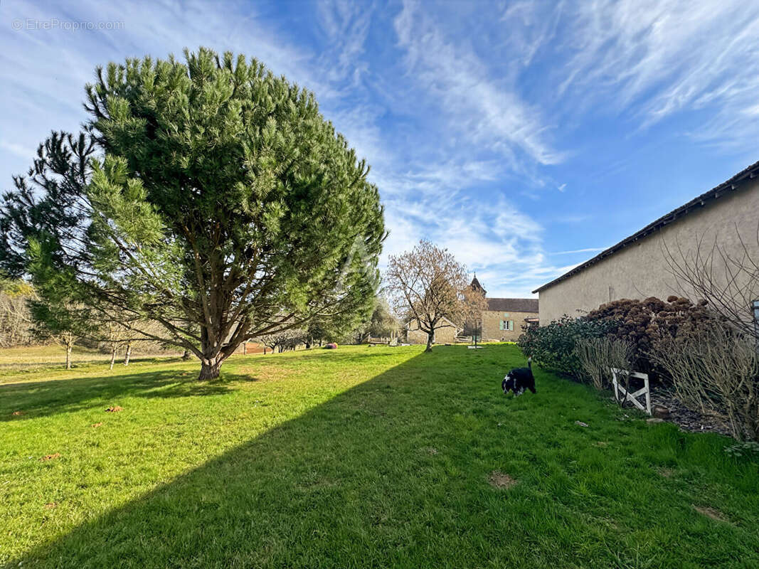 Maison à VILLEFRANCHE-DU-PERIGORD