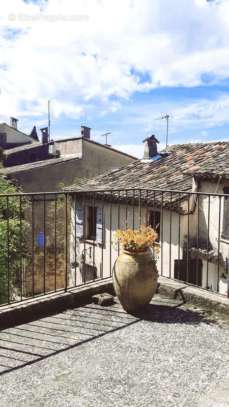 terrasse 2 - Maison à TOURTOUR
