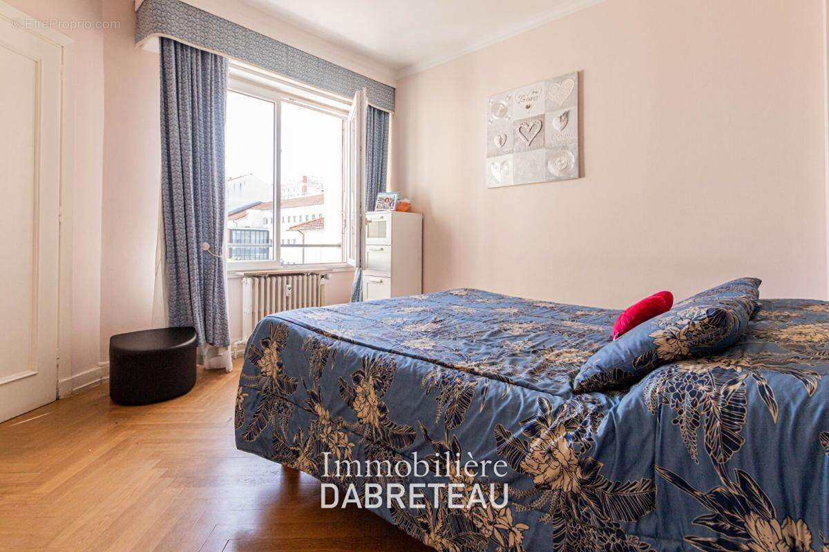 Appartement à LYON-6E