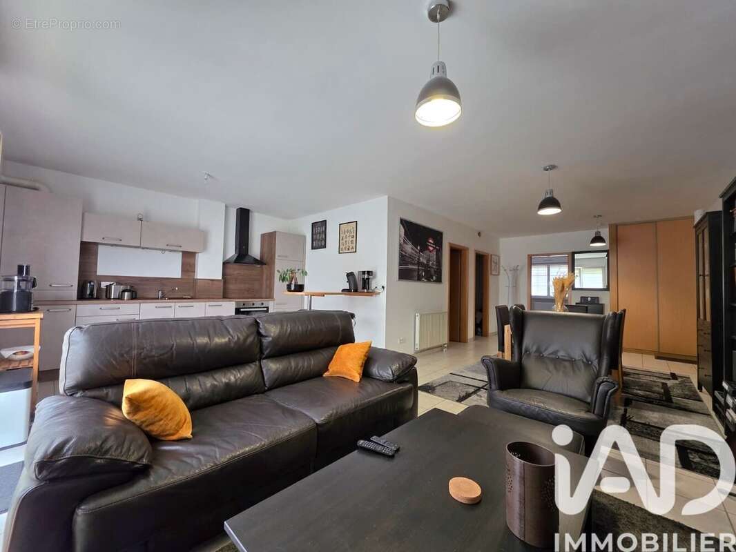 Appartement 73 m² à Henriville  - photo 2