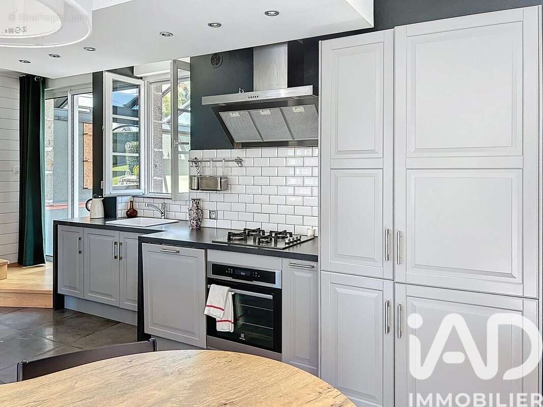 Photo 8 - Maison à VILLEDIEU-LES-POELES