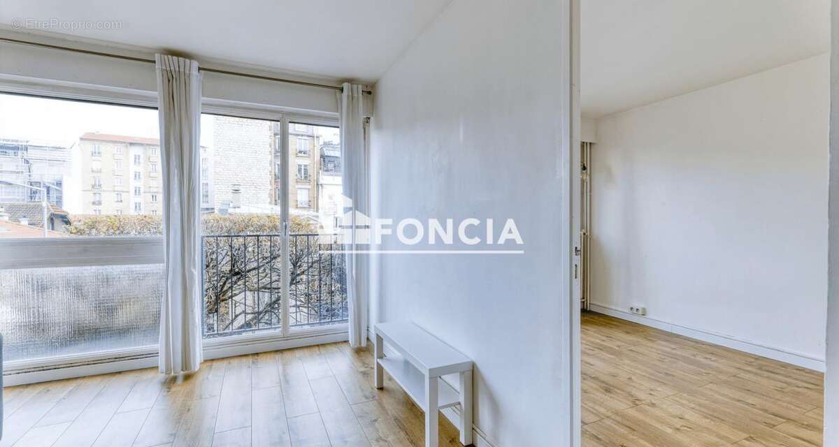 Appartement à ISSY-LES-MOULINEAUX