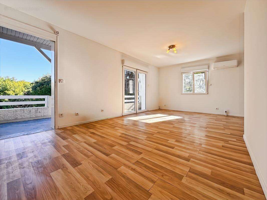 Maison à COULOUNIEIX-CHAMIERS