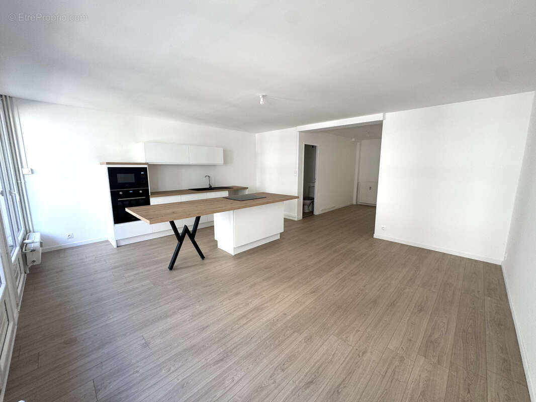 Appartement à SAINT-ETIENNE