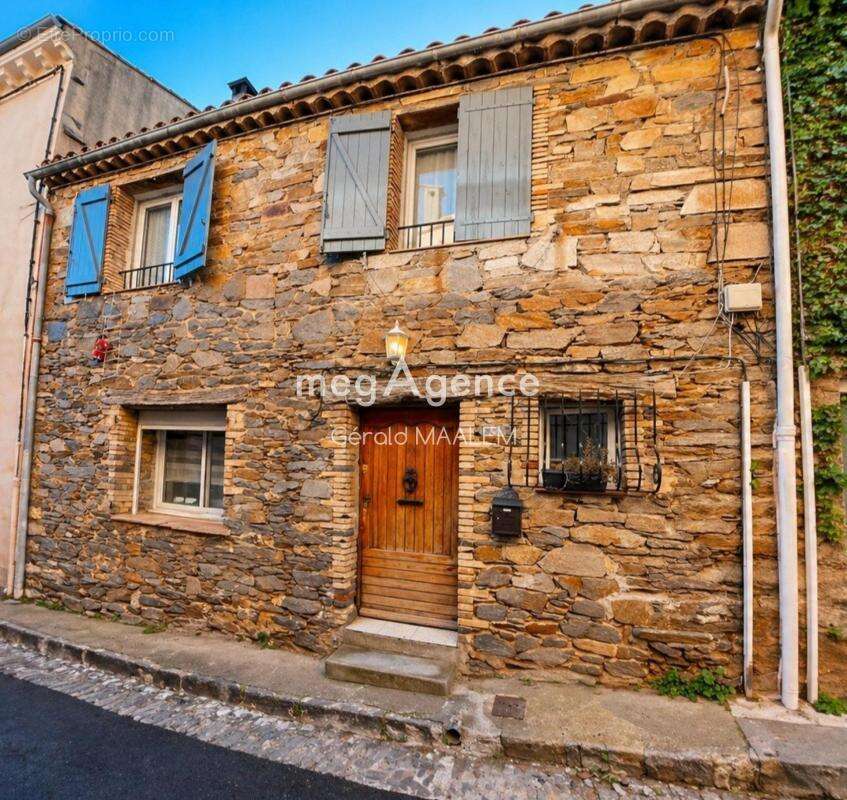 Maison à LA GARDE-FREINET