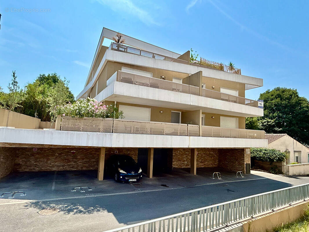Appartement à CASTELNAU-LE-LEZ