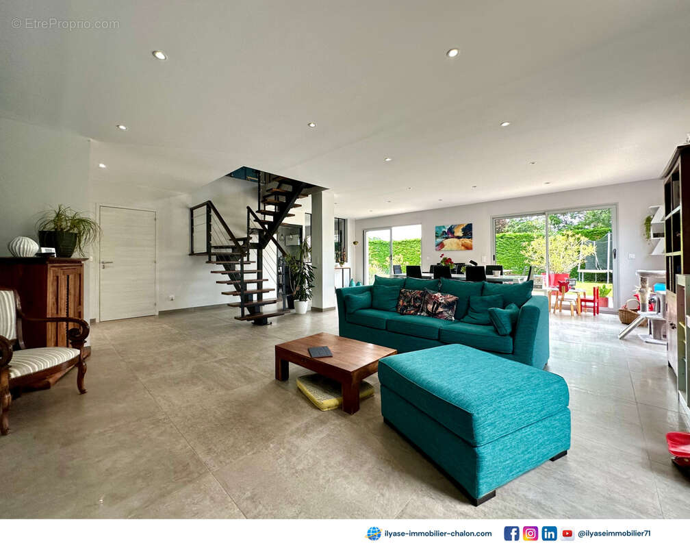 VENDU ! Maison 225 m2  5 ch  1217 m2 - photo 8