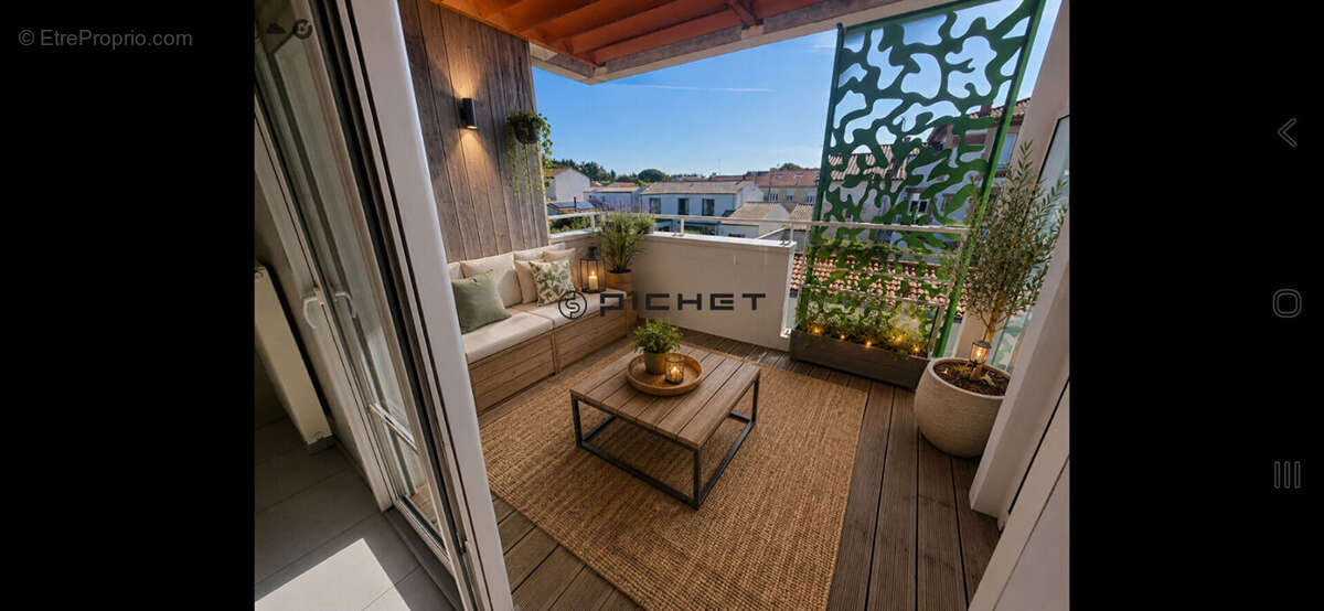 LA ROCHELLE QUARTIER LA GENETTE Appartement La Rochelle 2 pièces 43.68 m2, terrasse et box fermé. - photo 2