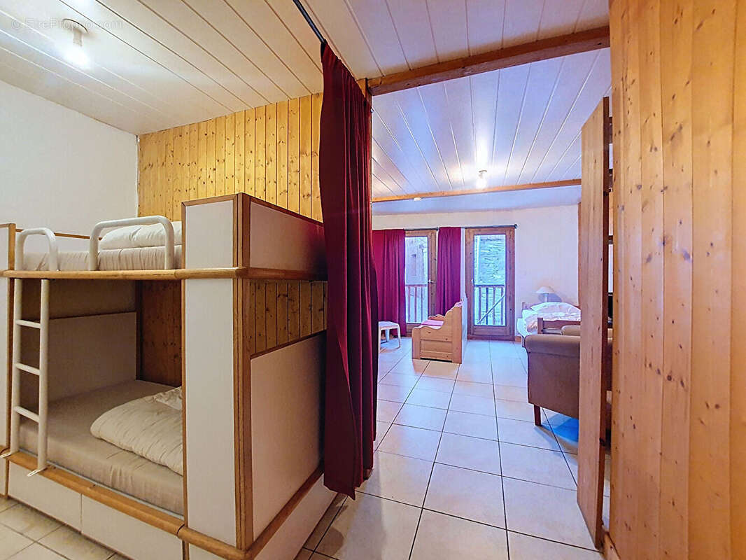 Maison 11 pièces Hameau de la Combe / Proche station village de Saint-Martin-de-Belleville - photo 12