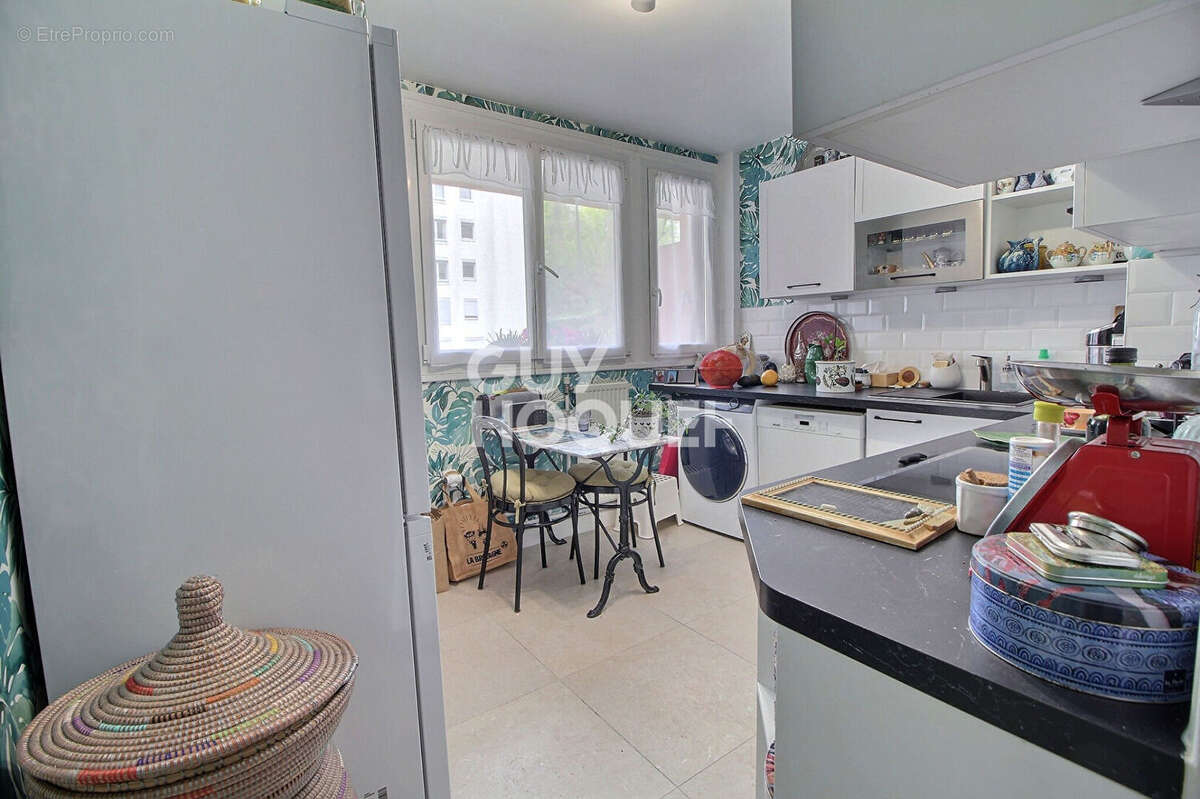 Appartement à CHAVILLE