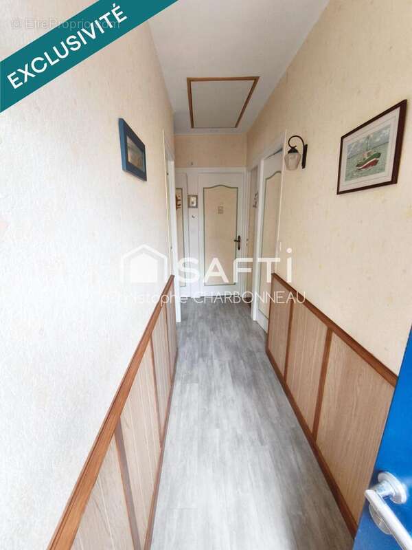 Photo 2 - Maison à BONNEMAIN