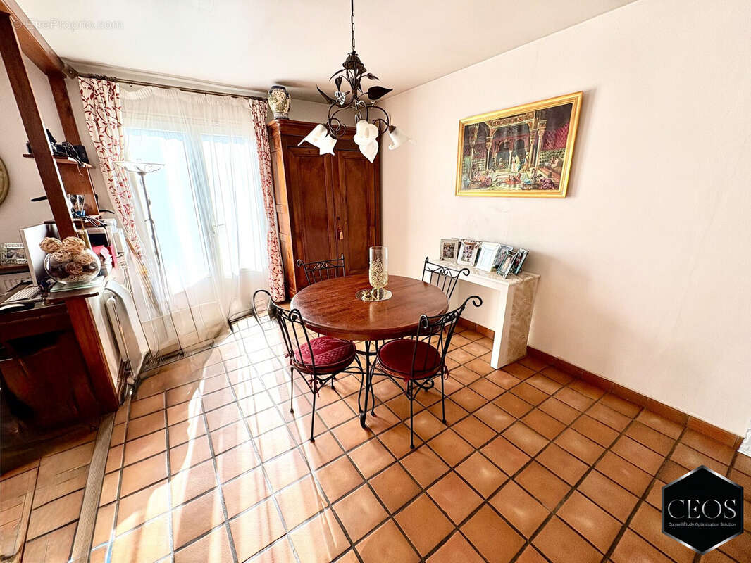 Maison à MONTIGNY-LES-CORMEILLES
