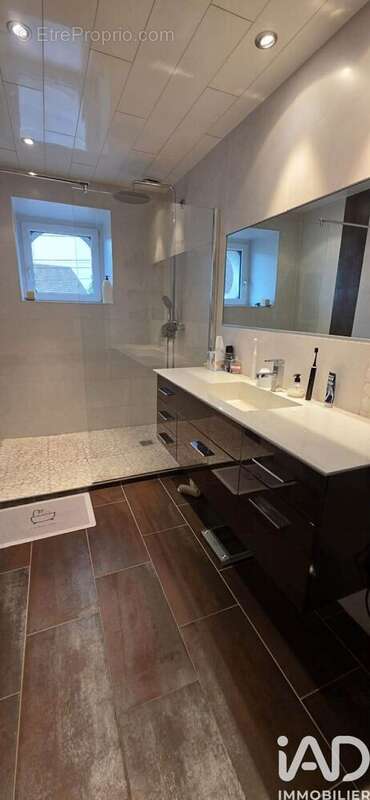 Maison 162 m² à Moffans-Et-Vacheresse  - photo 9