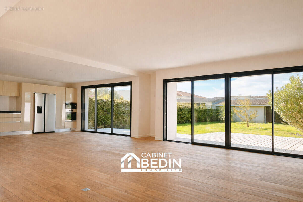 Maison 204 m² à Le Bouscat  - photo 5