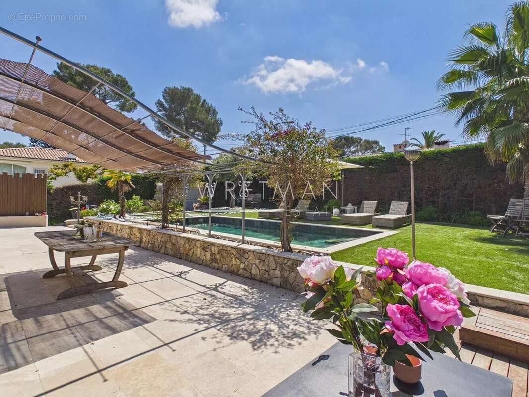 Maison à MOUGINS