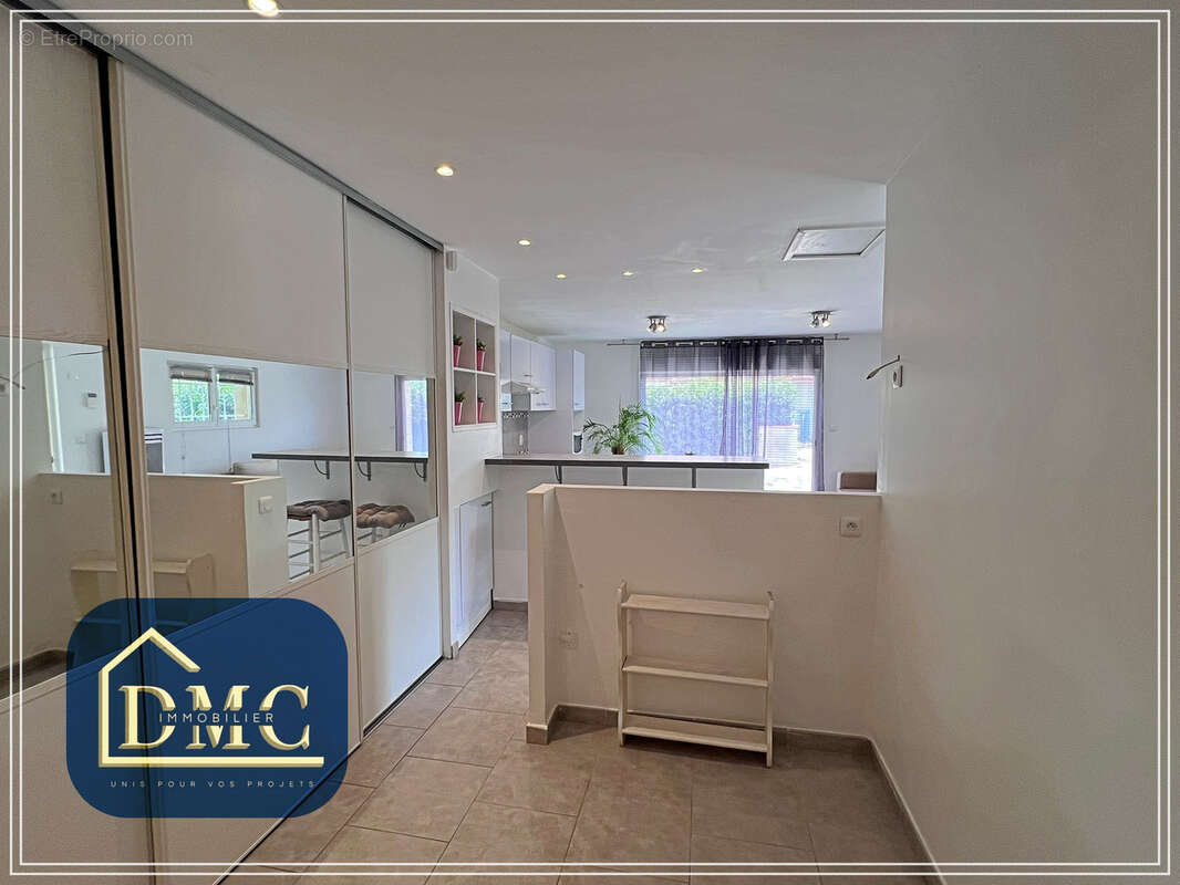 Belle maison familiale de 186 m2 avec piscine, studios indépendants et grand terrain paysagé - photo 9