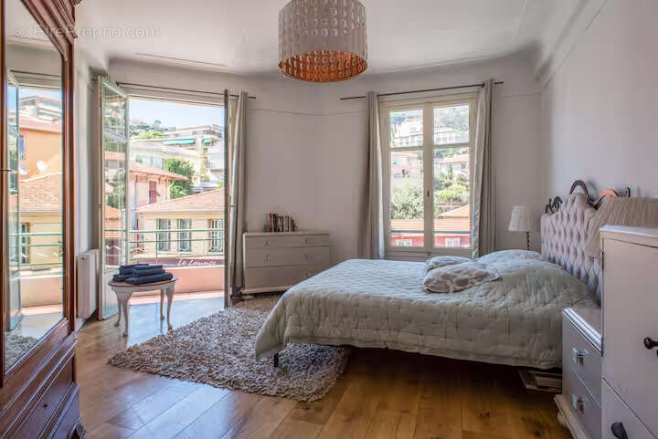 Appartement à VILLEFRANCHE-SUR-MER