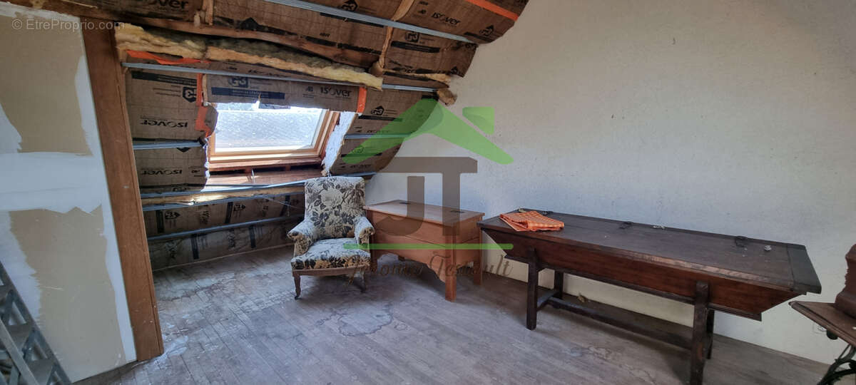 Maison de 59m2 à acheter 66000 € à Villemaury - photo 9