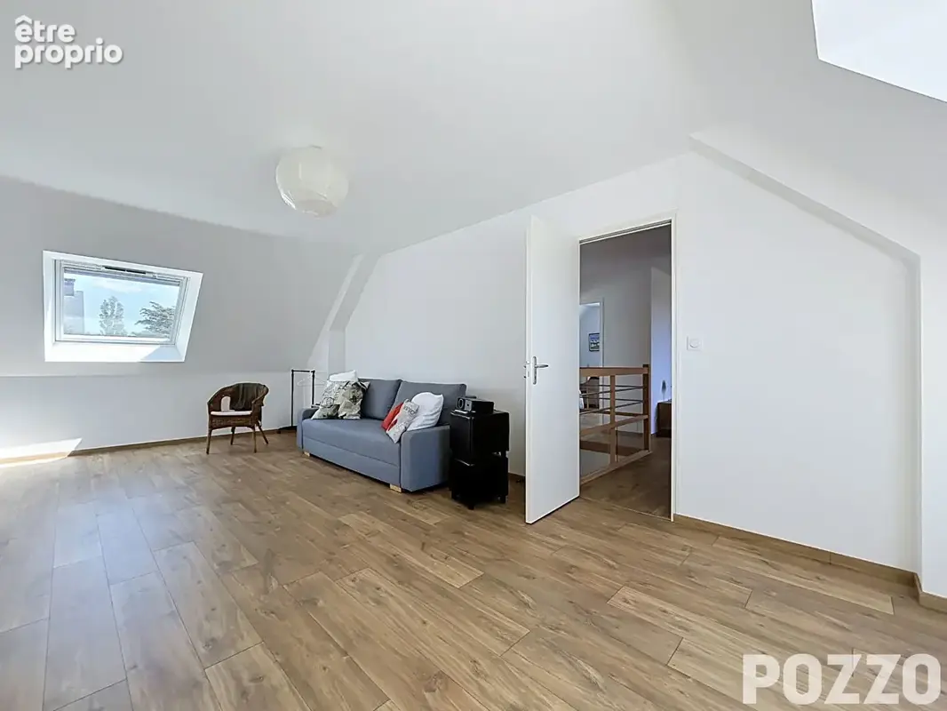 Agon-Coutainville, sur les hauteurs,  Maison récente de 124 m² habitable avec vie de plain-pied. - photo 13