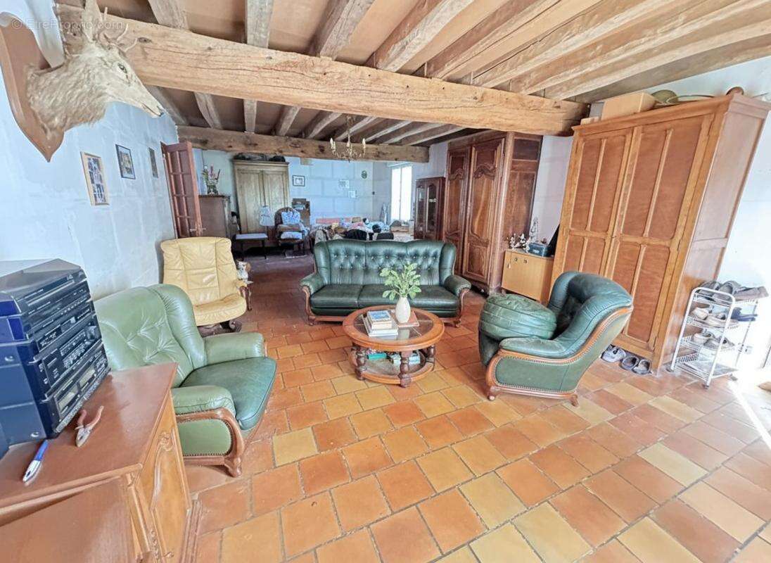Maison à AMBLOY