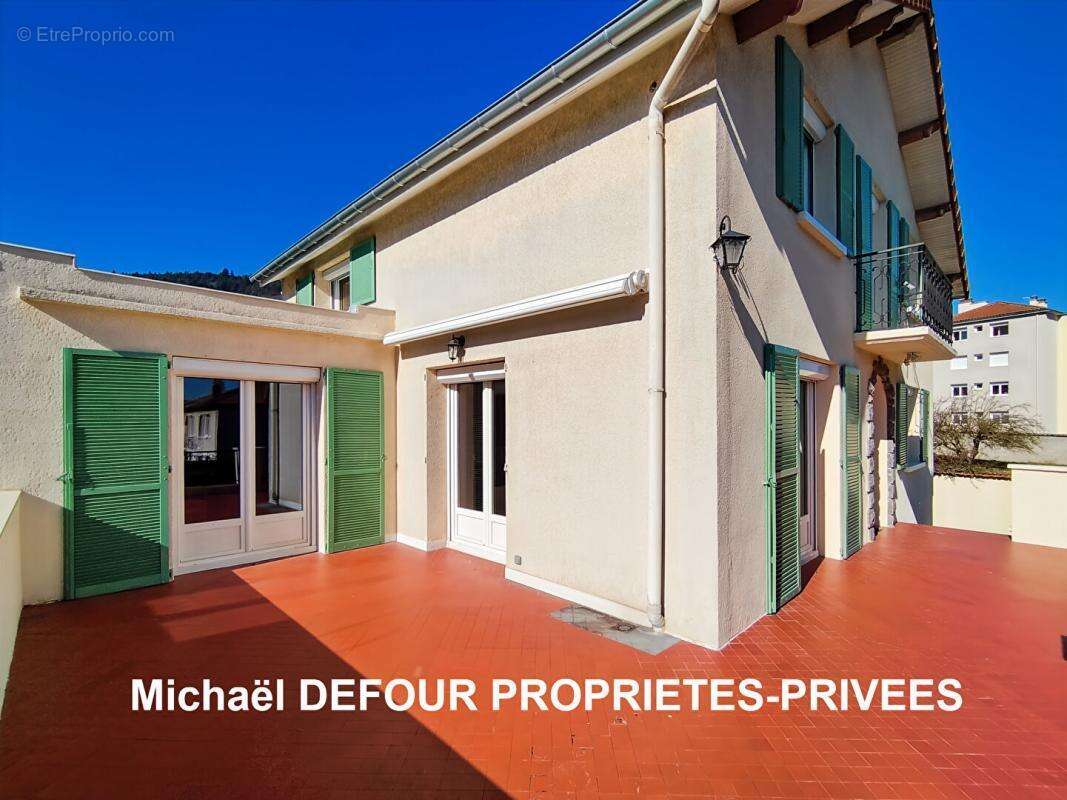 Maison à BAS-EN-BASSET