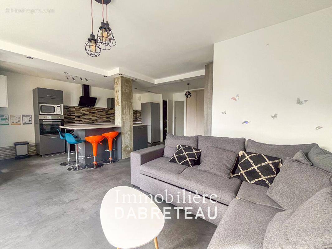 Appartement à LYON-8E