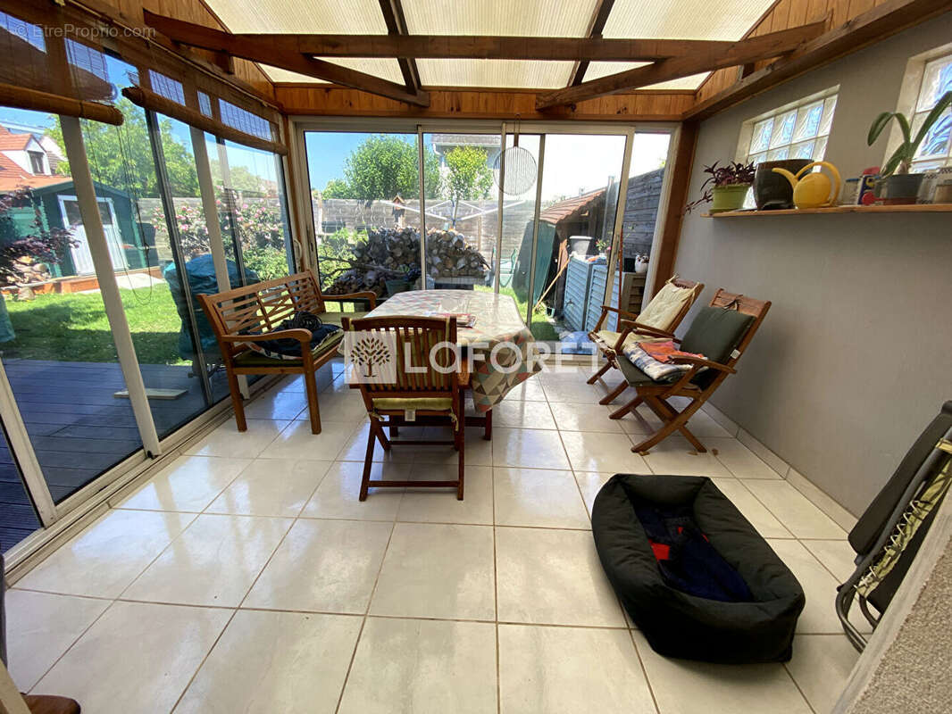 Maison à VIRY-CHATILLON