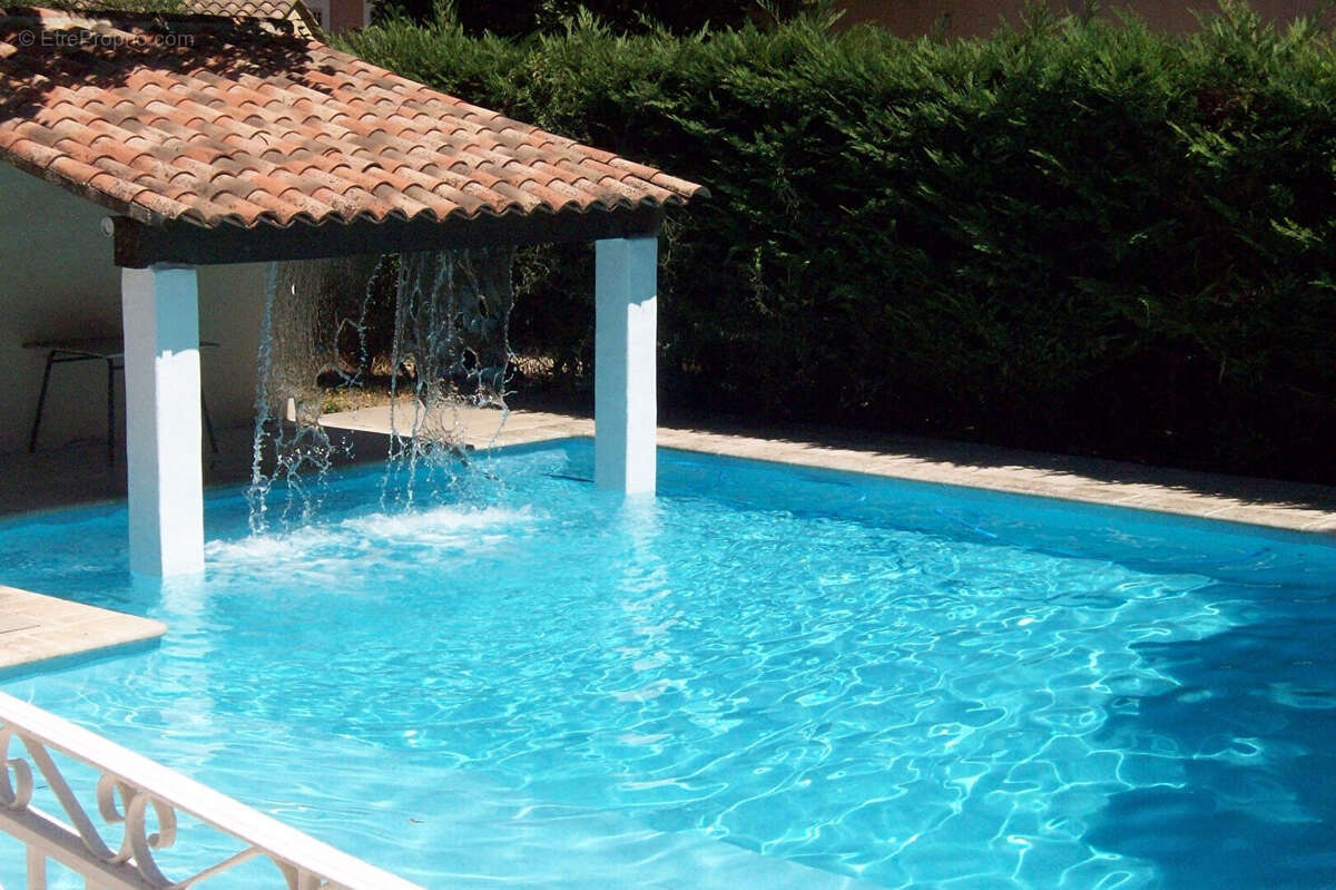 Maison à CAUMONT-SUR-DURANCE