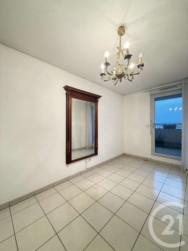 Appartement à GRIGNY