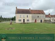 Maison à LE PIN-AU-HARAS