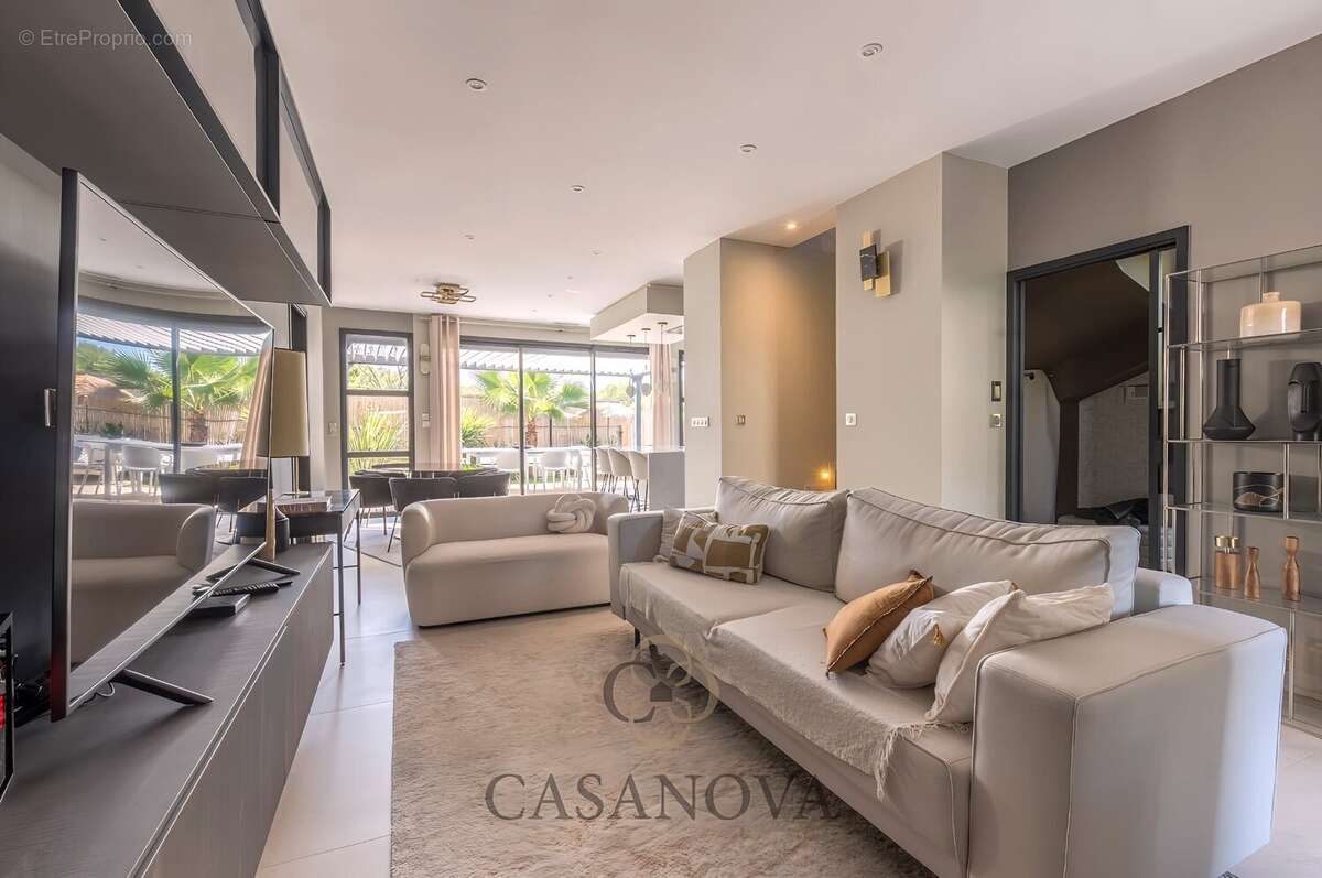 Maison à PRADES-LE-LEZ