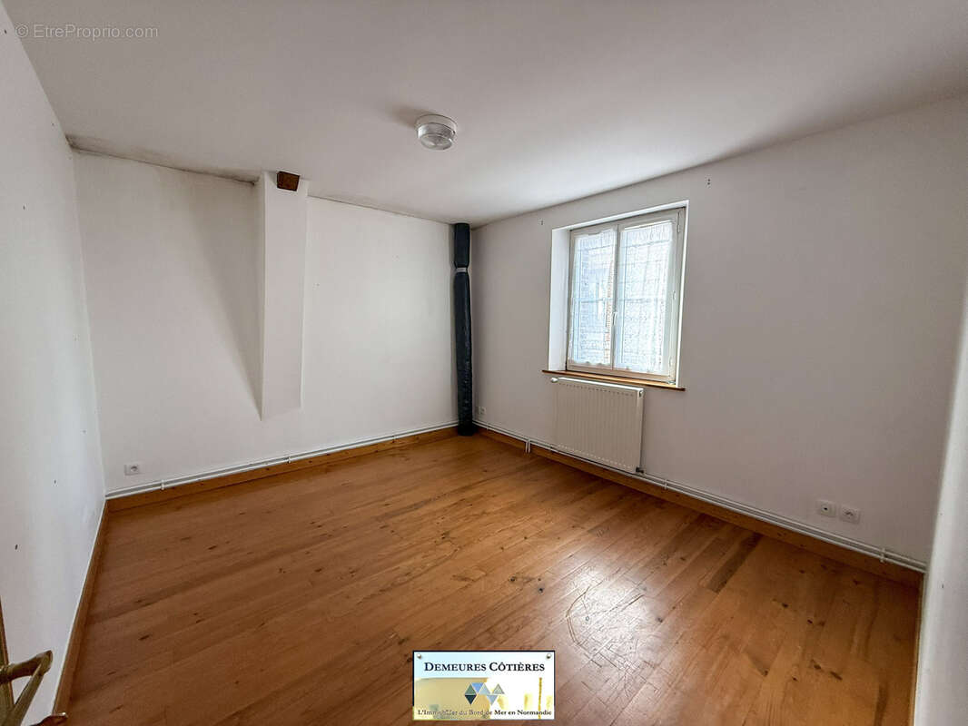 Maison à LES LOGES