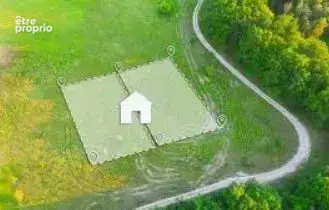 Terrain à LALUQUE