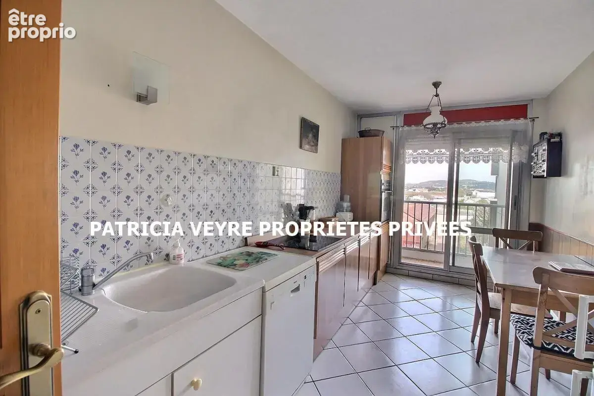 Appartement SAINT-ÉTIENNE secteur BERGSON T4 de 86m², garage fermé - photo 4