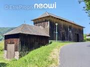 Commerce à VIC-SUR-CERE