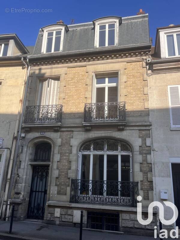 Photo 1 - Maison à COMPIEGNE