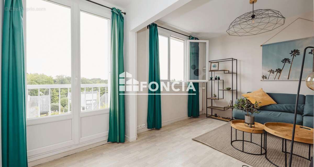 Appartement à SAINT-JACQUES-DE-LA-LANDE