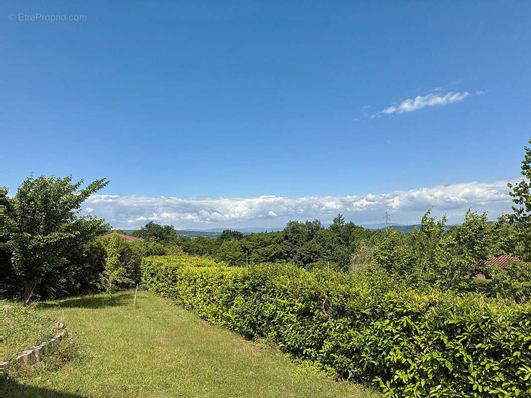 Maison à L'ISLE-D'ABEAU