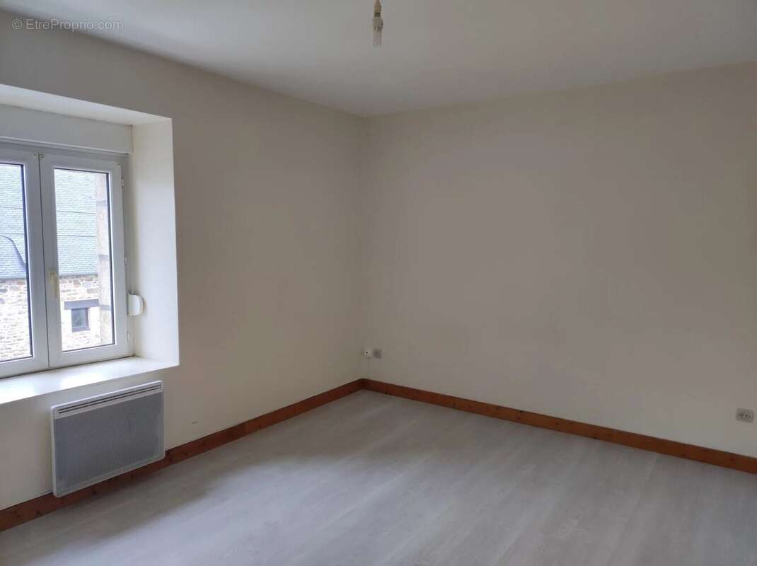 Maison à CHATELAUDREN