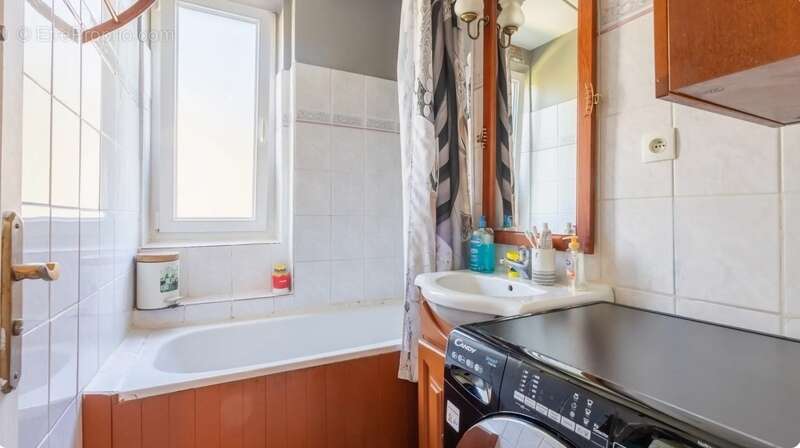 Appartement à CLICHY-SOUS-BOIS