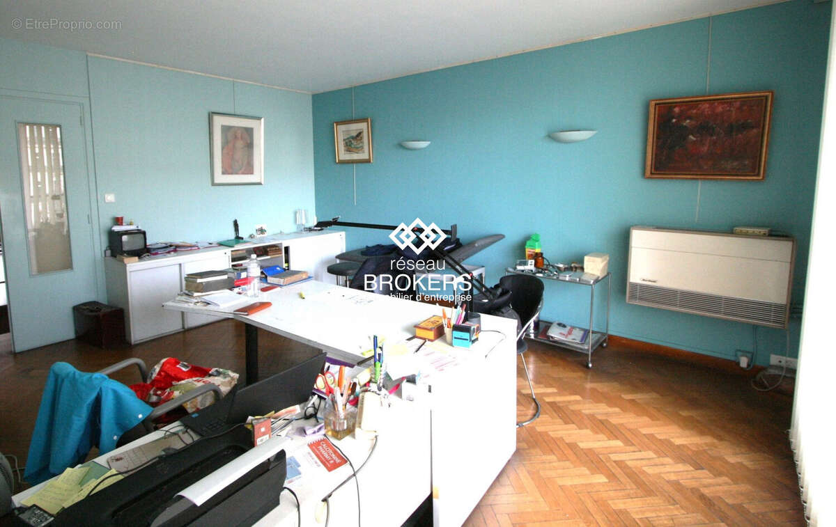 Commerce à MARSEILLE-6E