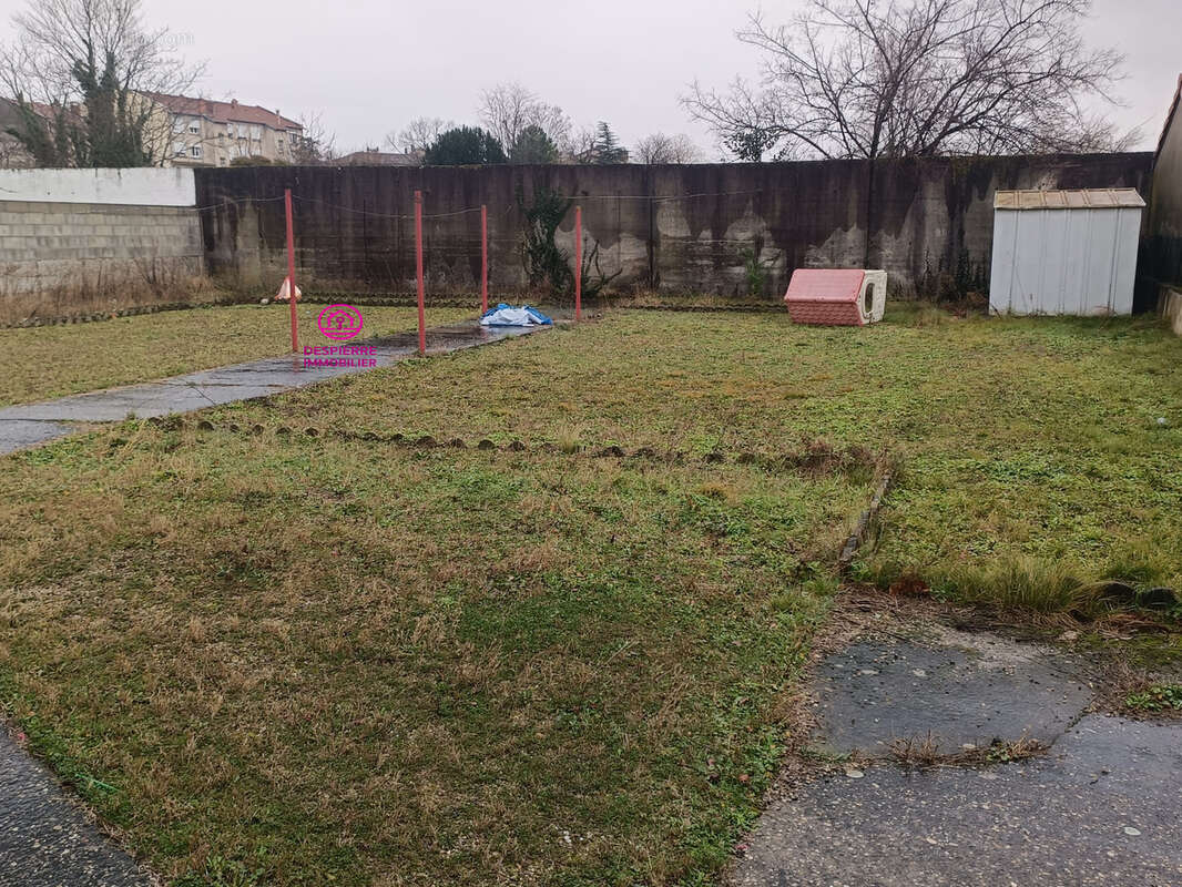 Maison à ROUSSILLON