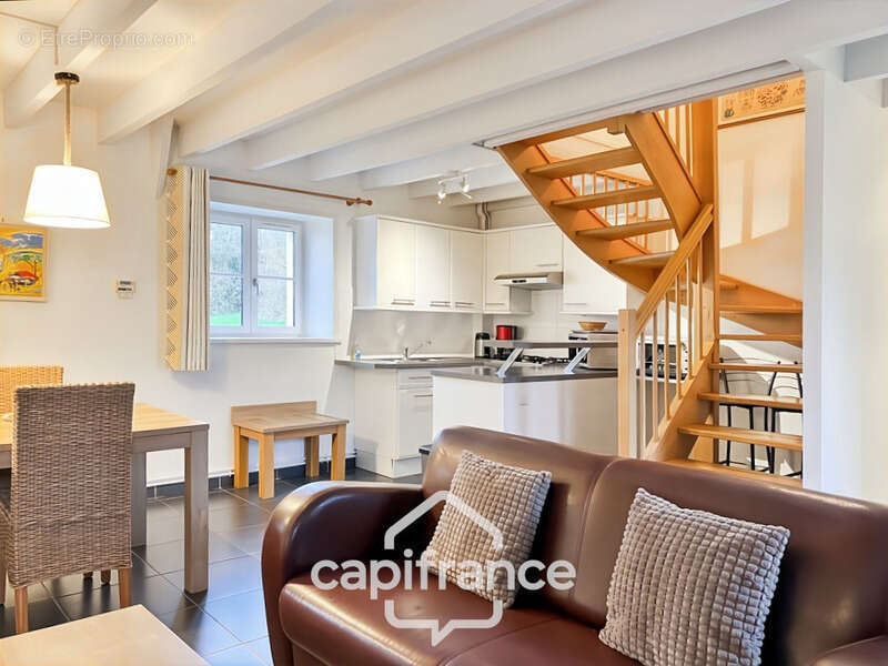 Maison à SAINT-LEONARD