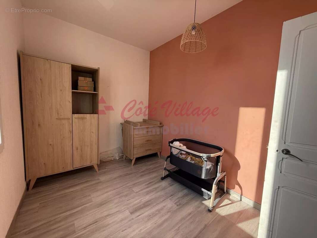 Maison à CUXAC-D&#039;AUDE