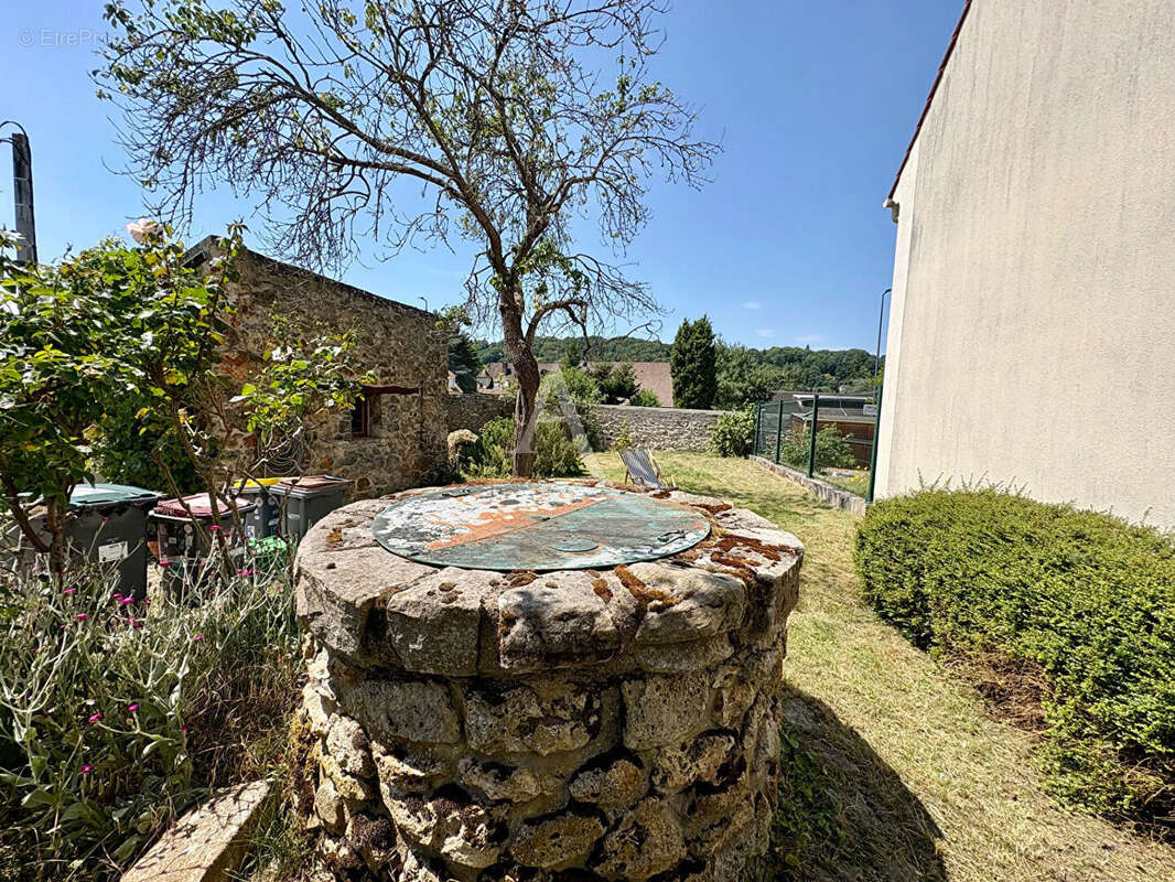 Maison à BURES-SUR-YVETTE