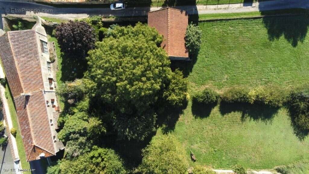 Maison à VILLEFAGNAN