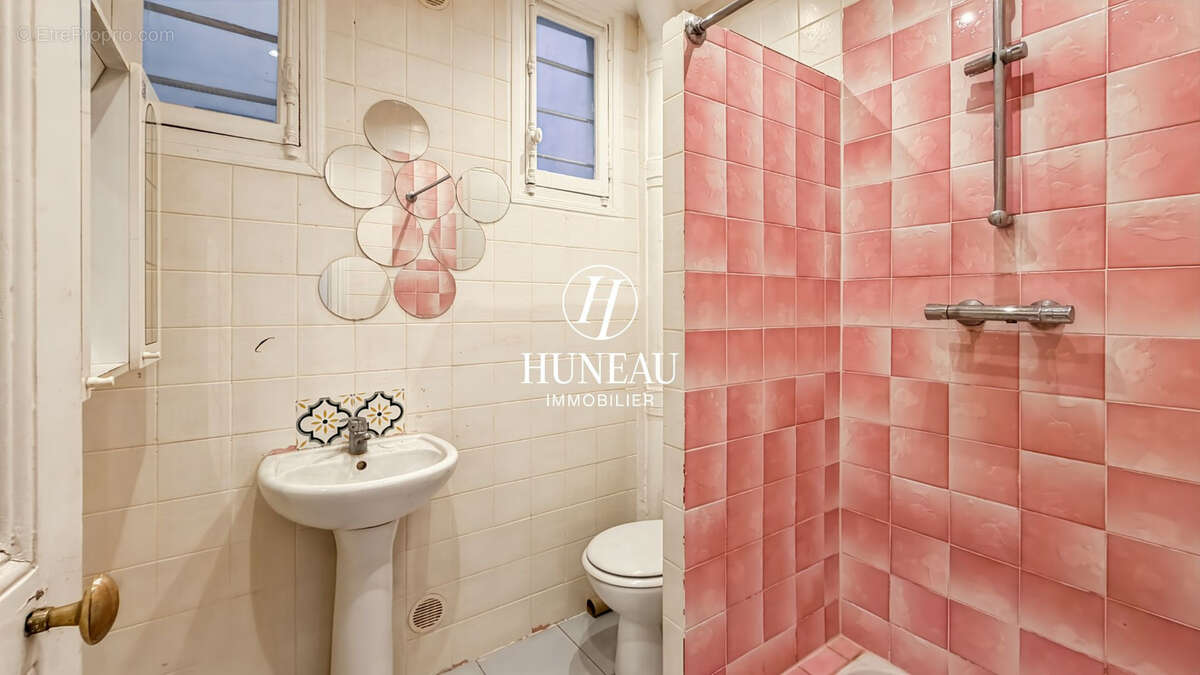Appartement à PARIS-18E